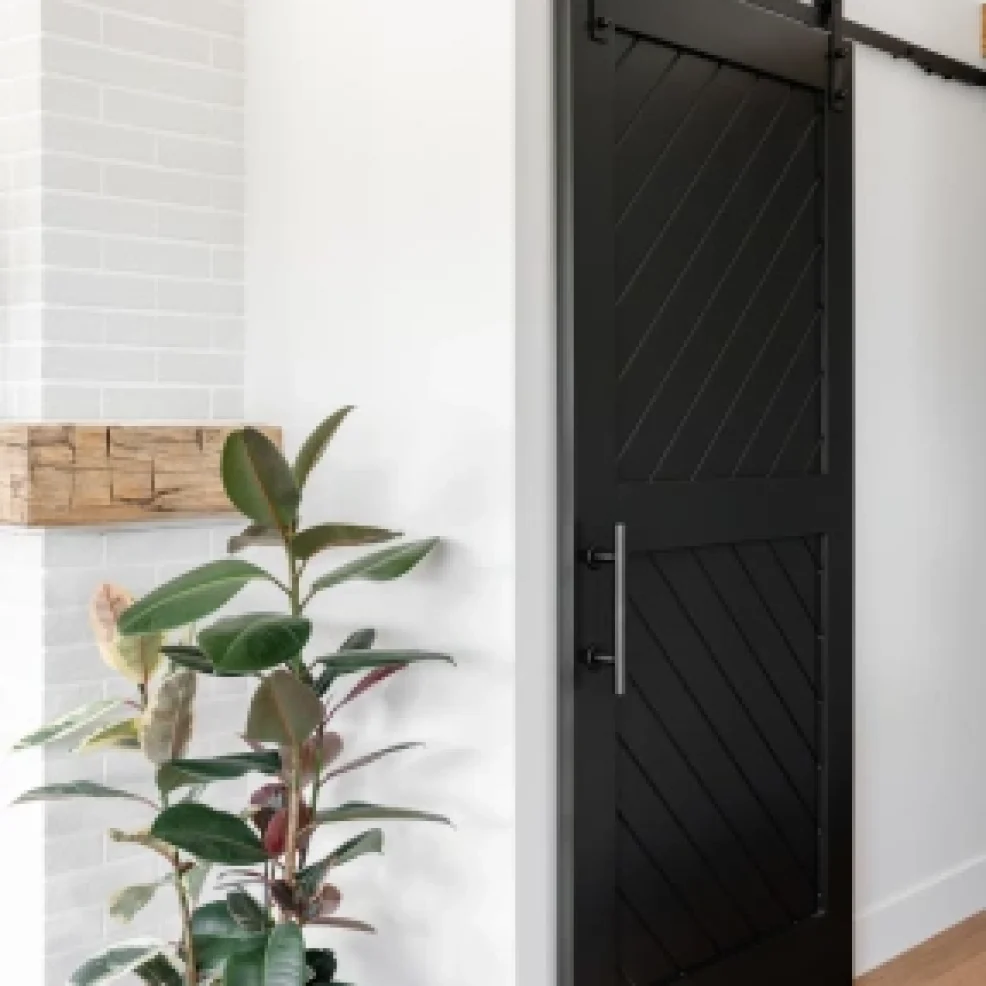 34f68d_7b867563c54647a1b6f3ff7c8f180cf7mv2